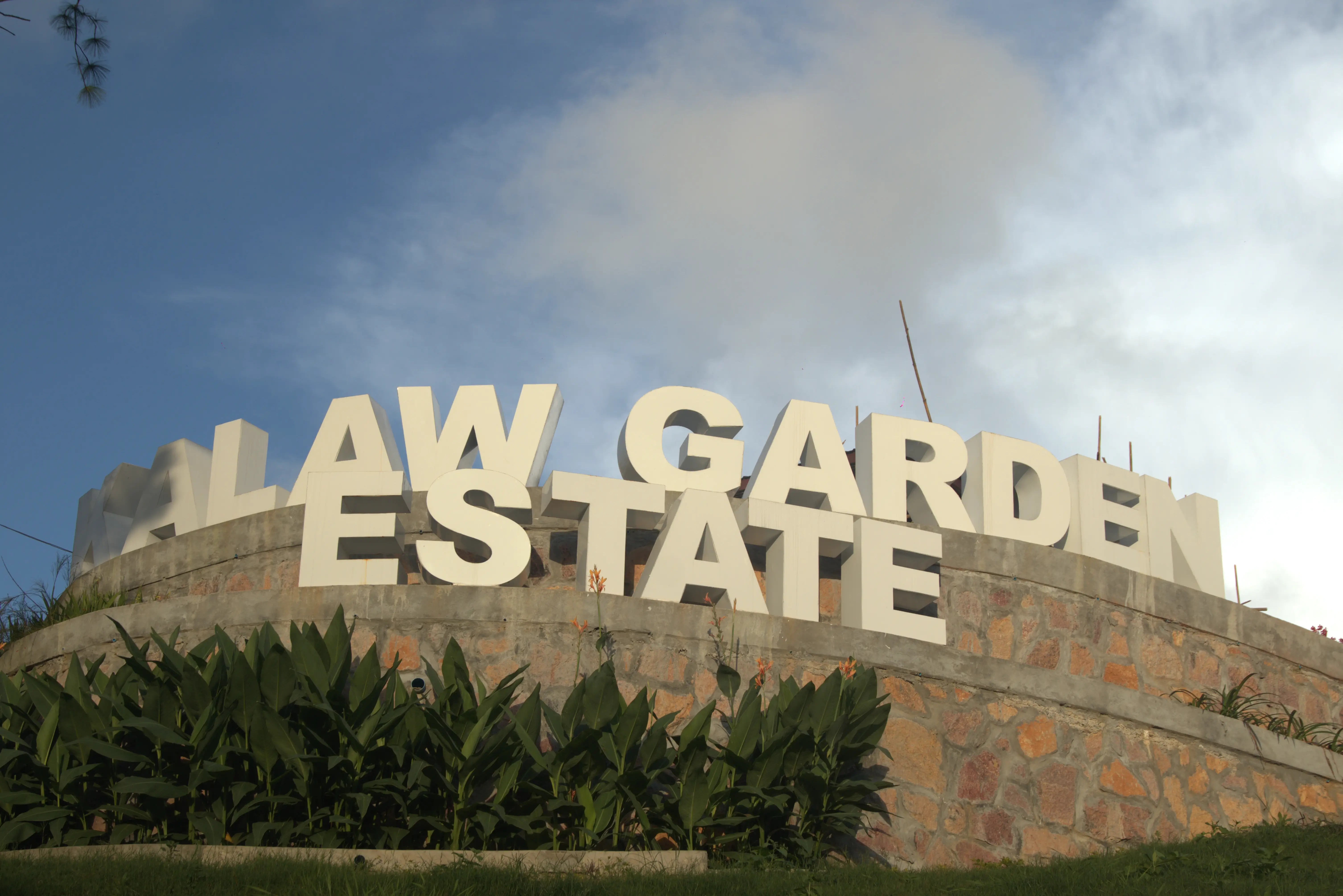 Paradise Plot-105 (Kalaw Garden Estate)