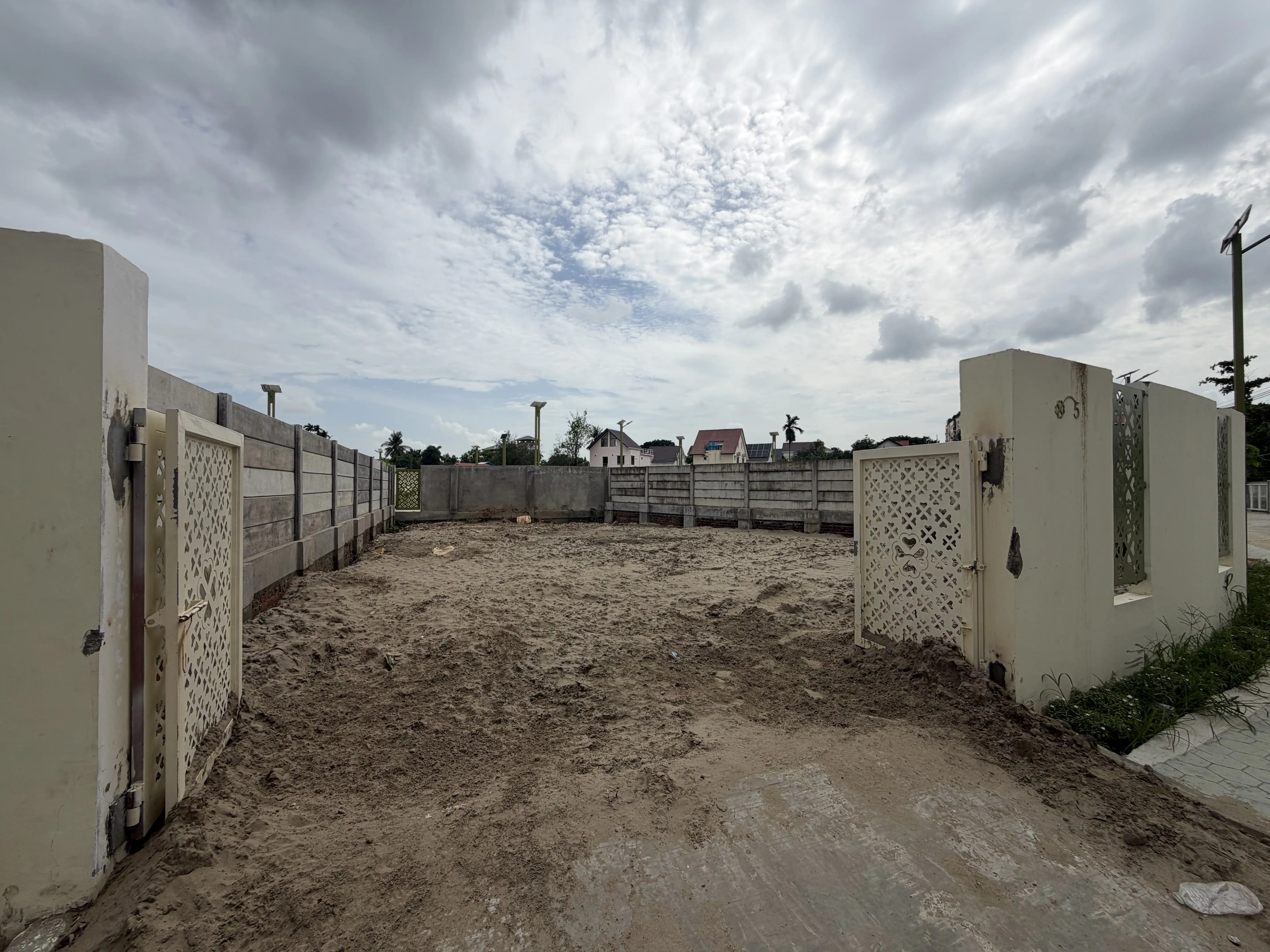 Lot 5 (The Palm Avenue)
