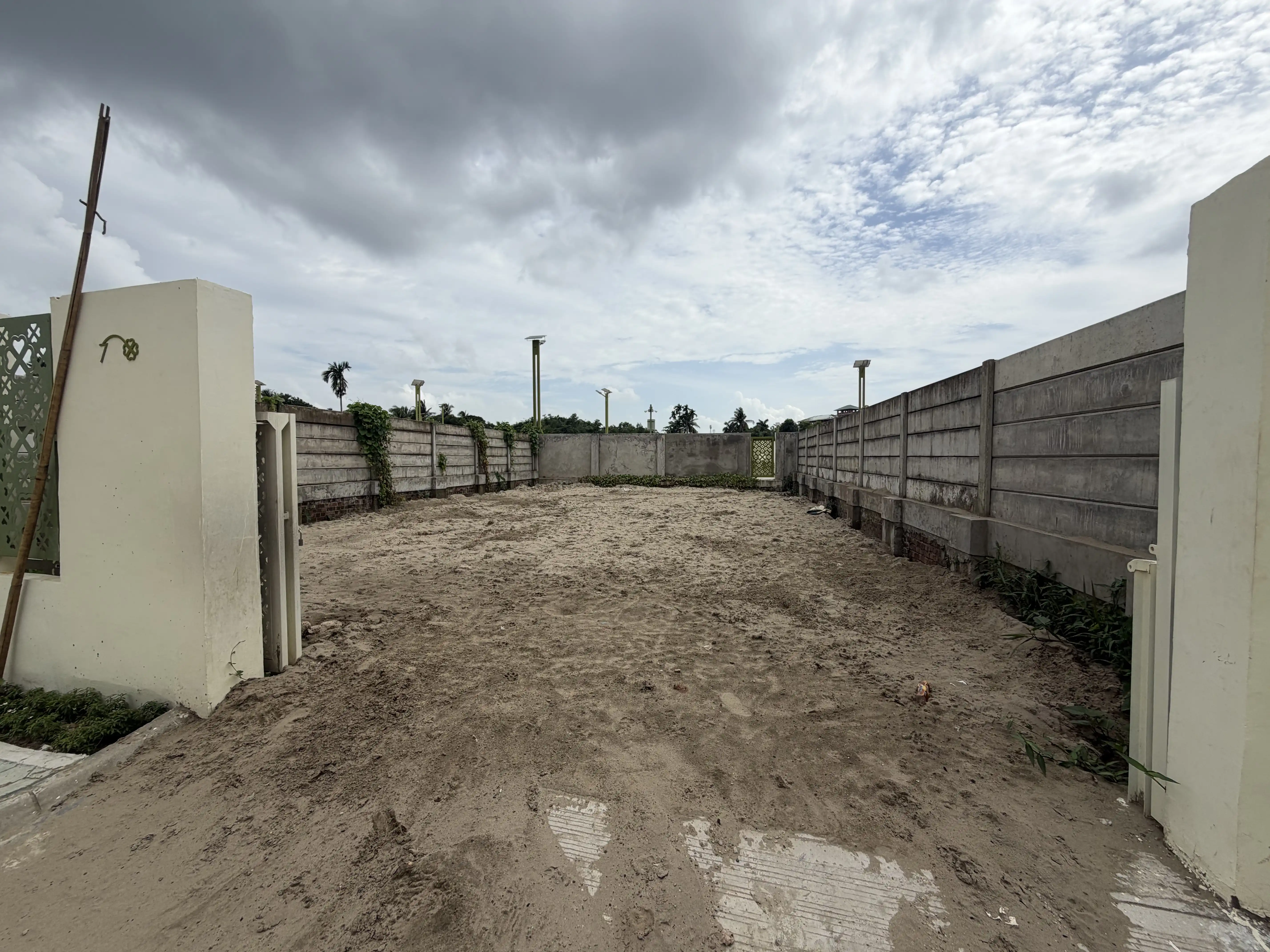 Lot-7 (The Palm Avenue)